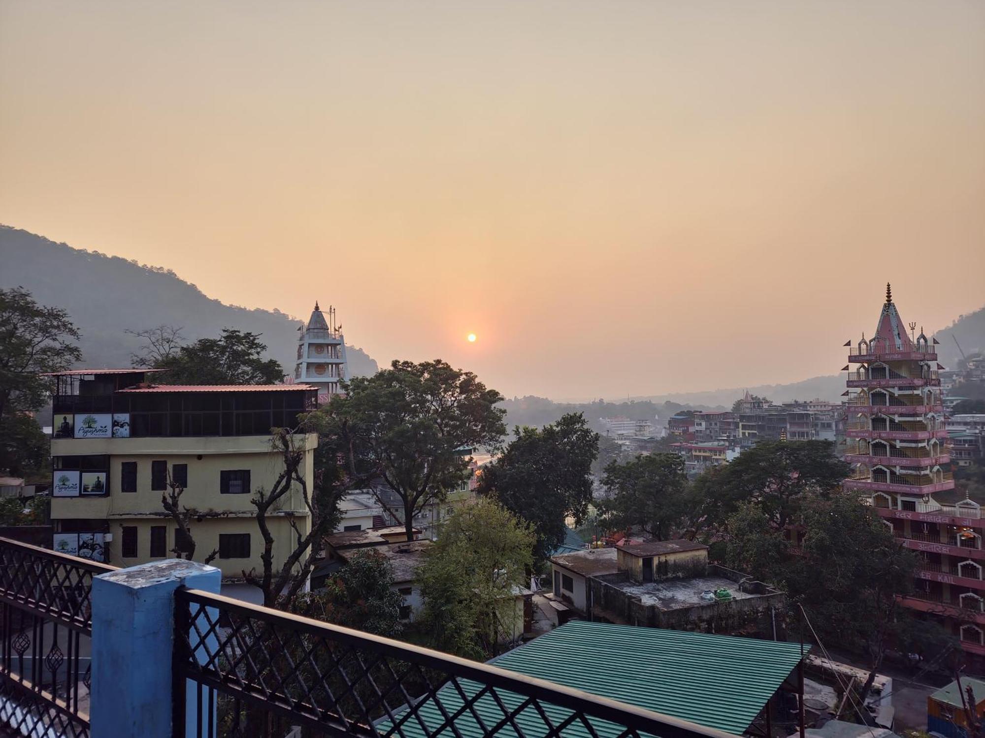 Karwaan Homestay Rishikesh Ngoại thất bức ảnh