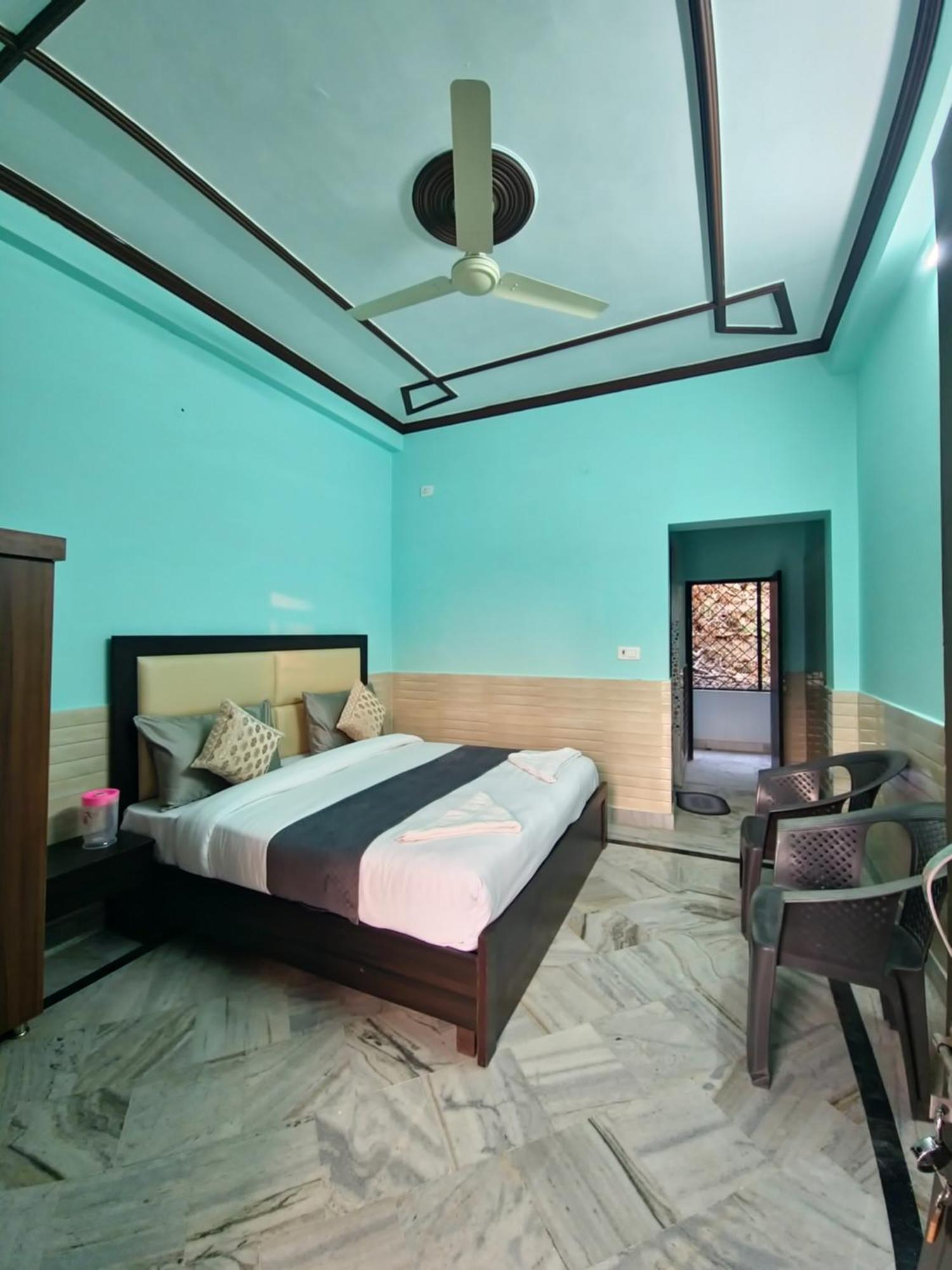 Karwaan Homestay Rishikesh Ngoại thất bức ảnh