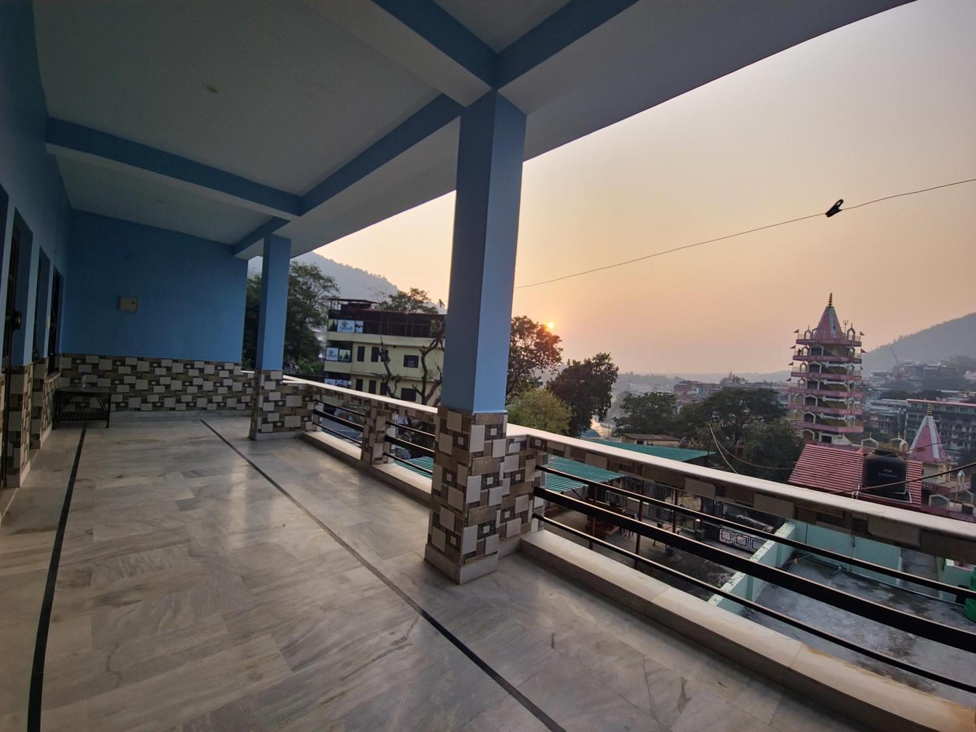 Karwaan Homestay Rishikesh Ngoại thất bức ảnh